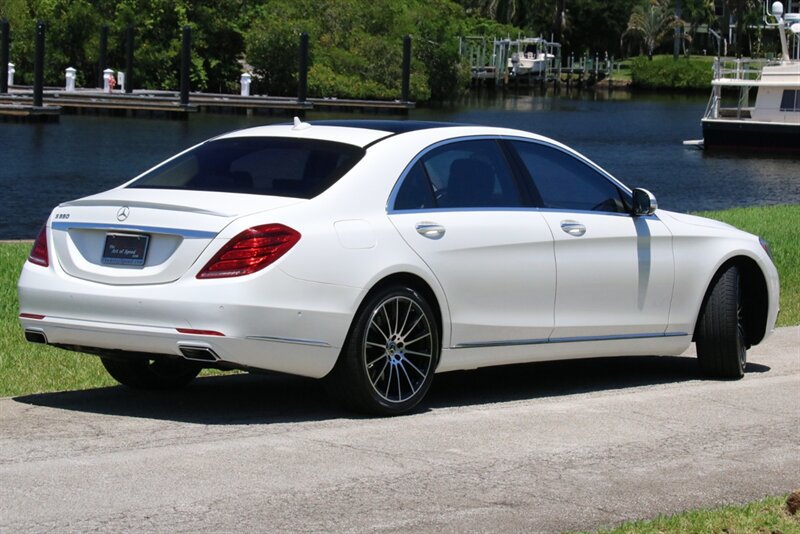 Used 2015 Mercedes-Benz S 550 Sedan image 3