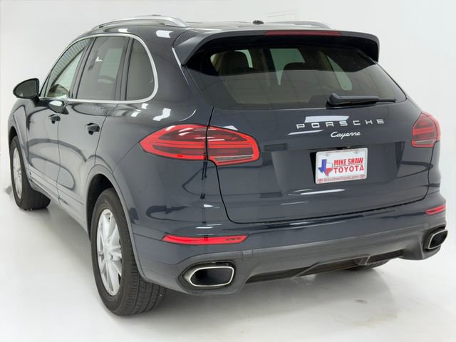 Used 2017 Porsche Cayenne w/ Premium Plus Package AWD/4WD image 18