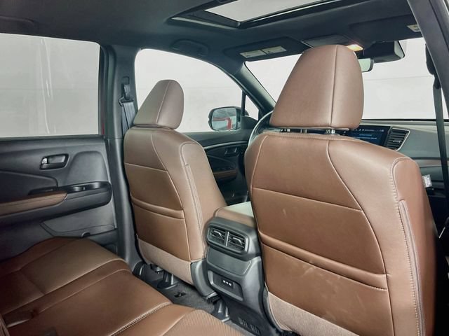 Certified 2024 Honda Passport EX-L image 8