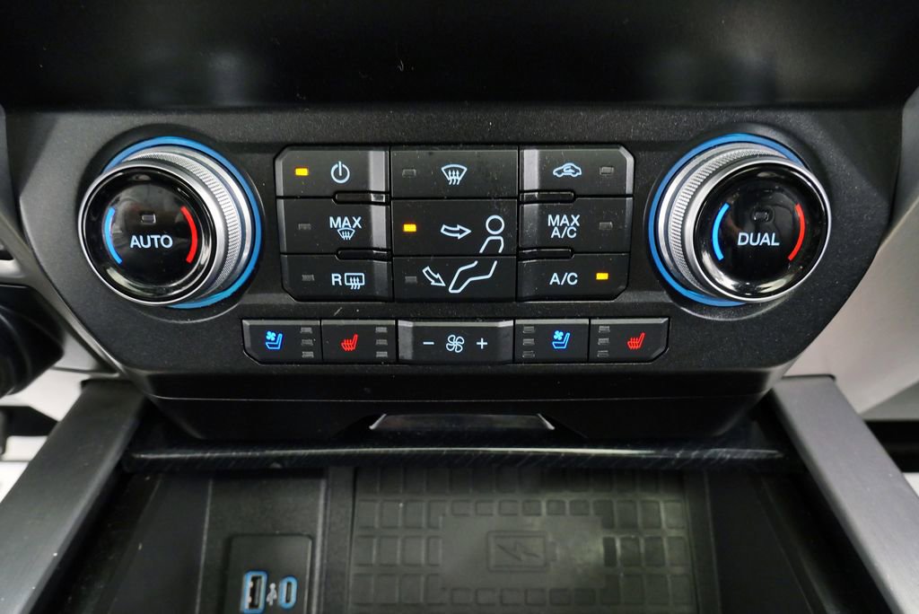 Used 2020 Ford F350 Platinum AWD/4WD image 34