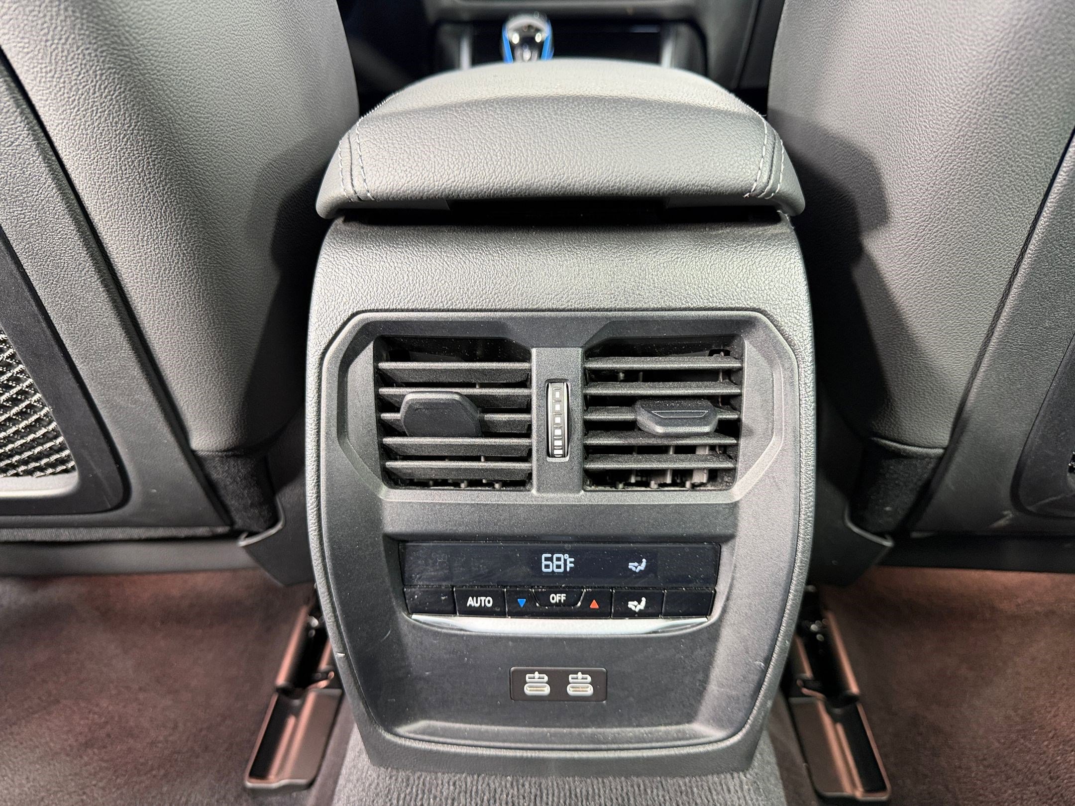 Used 2023 BMW i4 eDrive35 w/ Premium Package image 31