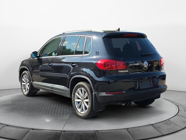 Used 2017 Volkswagen Tiguan Wolfsburg Edition AWD/4WD image 3