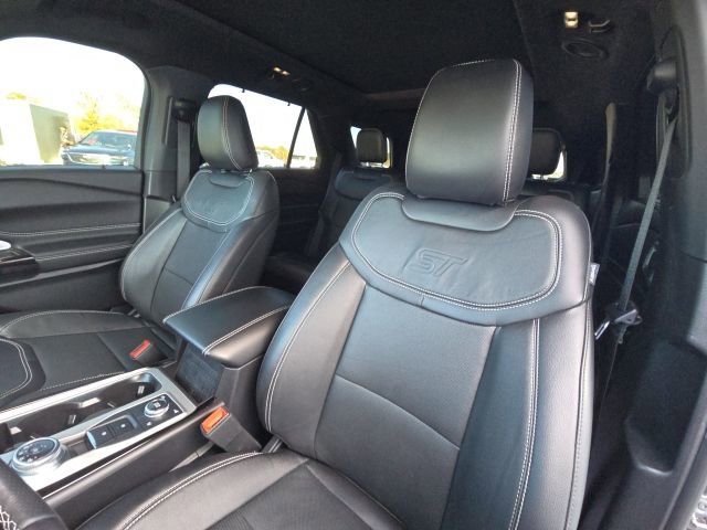 Used 2024 Ford Explorer ST w/ Equipment Group 401A image 25