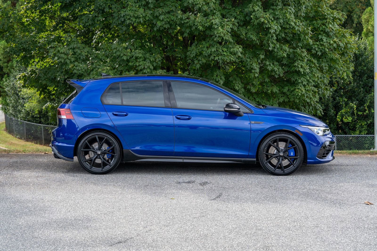 Used 2024 Volkswagen Golf R image 8