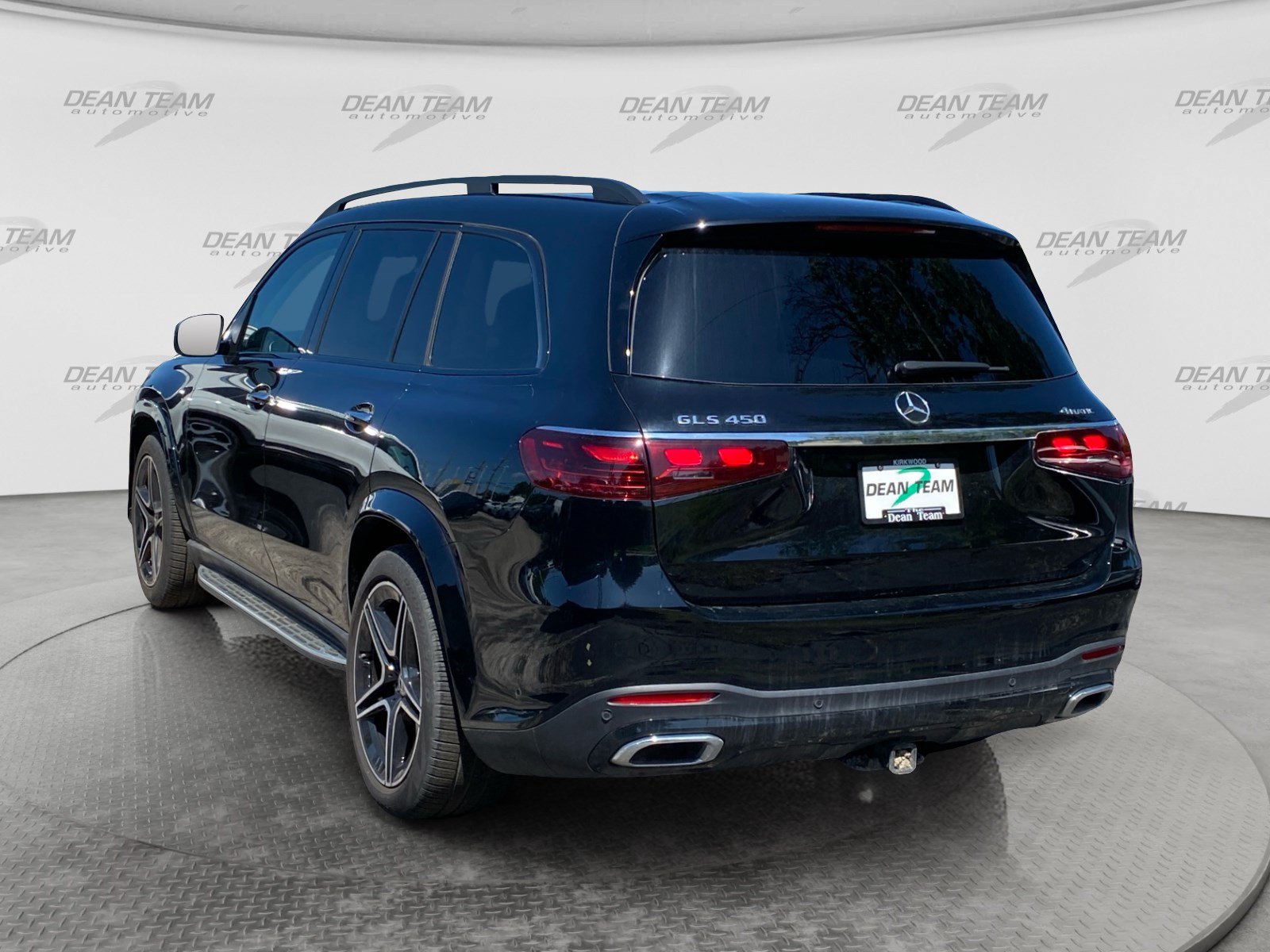 Used 2025 Mercedes-Benz GLS 450 4MATIC w/ AMG Line Exterior image 6