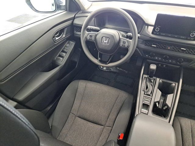 Certified 2025 Honda Accord SE image 15