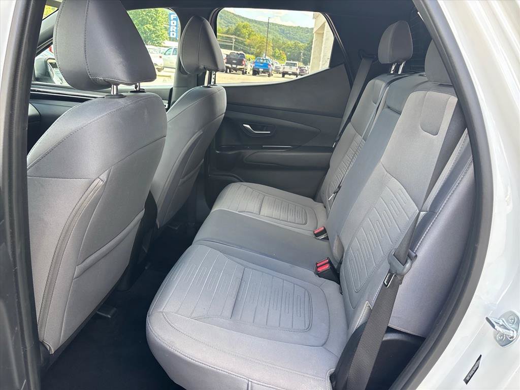 Used 2024 Hyundai Santa Cruz SE FWD image 10