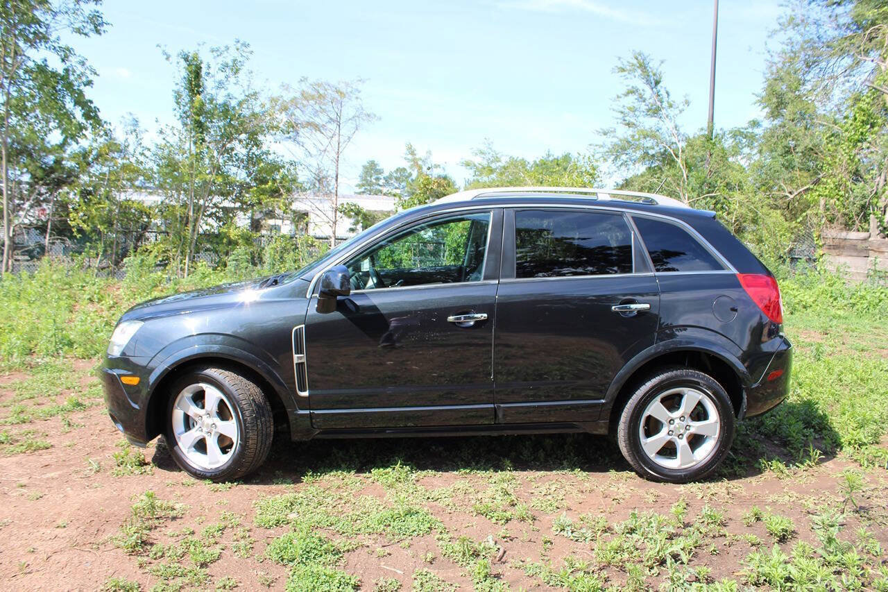 Used 2014 Chevrolet Captiva Sport LTZ FWD image 12