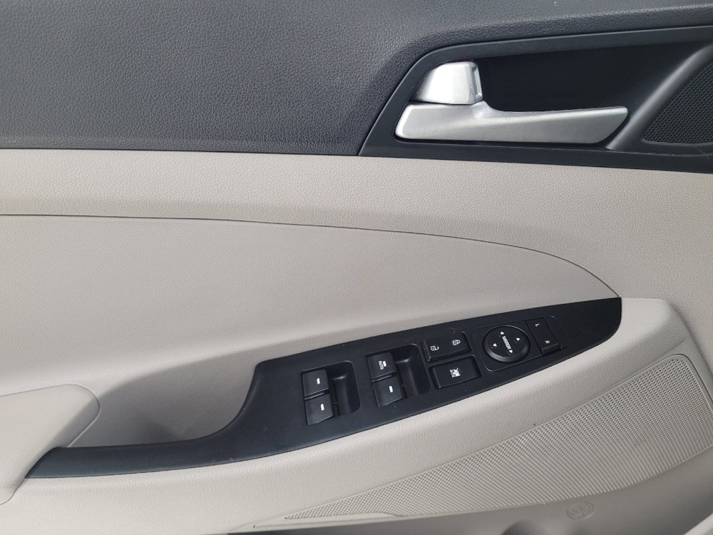 Used 2021 Hyundai Tucson SEL FWD image 27