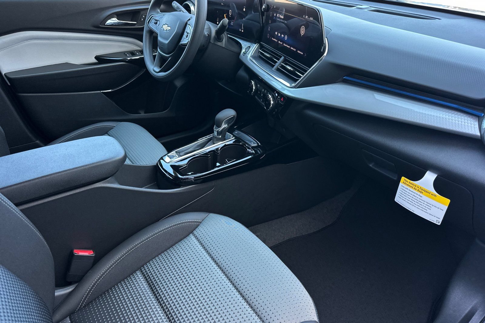 New 2026 Chevrolet Trax LT FWD image 16
