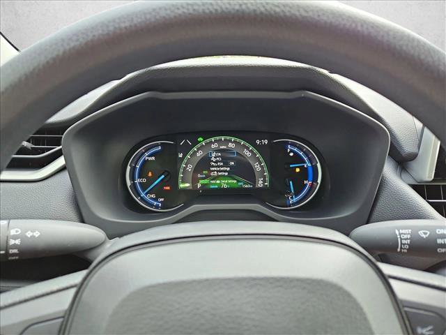 Used 2025 Toyota RAV4 LE AWD/4WD image 11