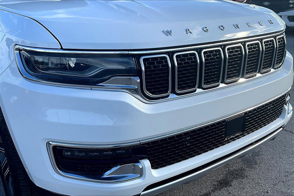 Used 2024 Jeep Wagoneer Series II AWD/4WD image 31