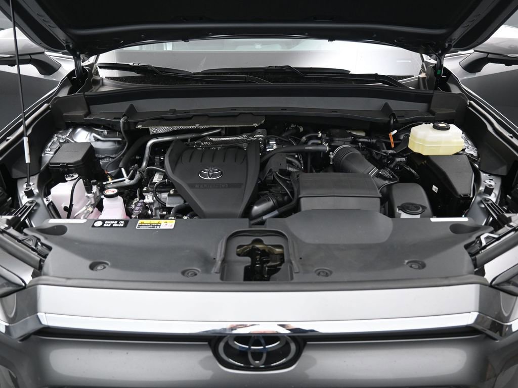 Certified 2026 Toyota Grand Highlander AWD Hybrid image 41