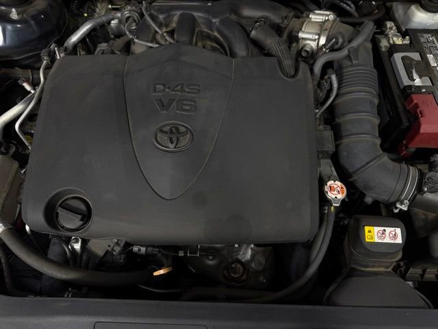 Used 2019 Toyota Camry XSE image 37