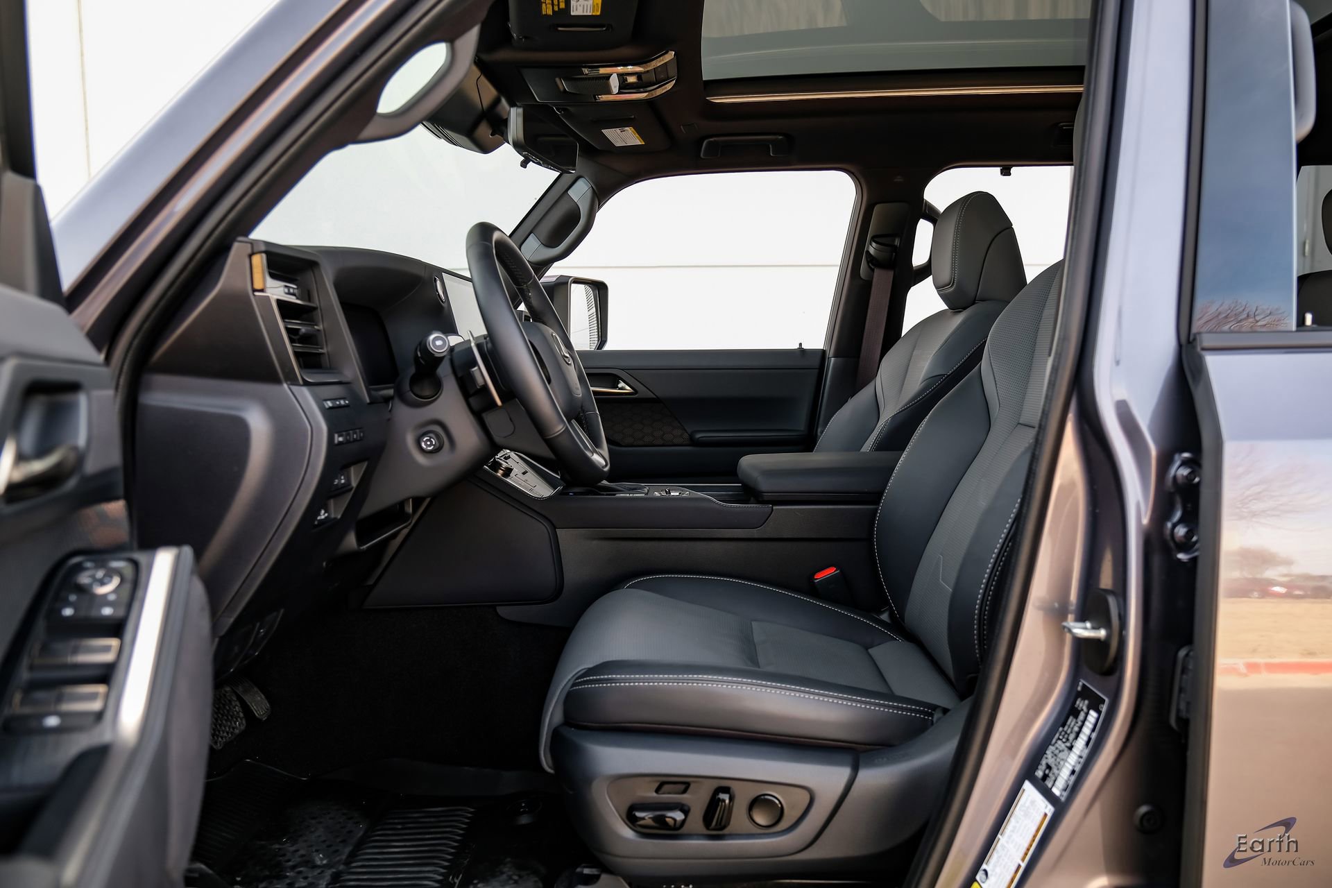 Used 2025 Lexus GX 550 550 Luxury+ HUD Traffic Jam As w/ Accessory Package (Z1) image 33