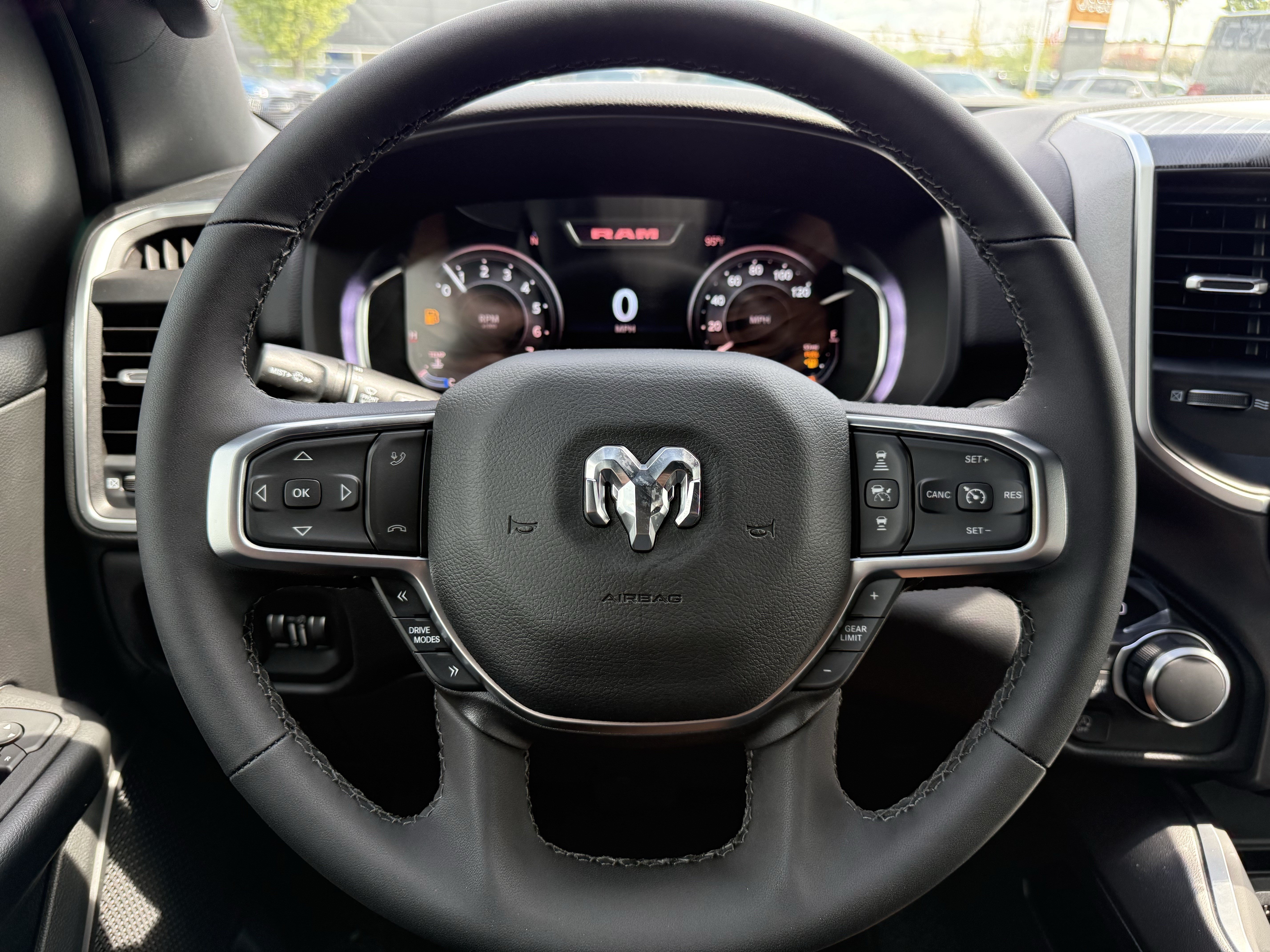 New 2026 RAM 1500 Big Horn AWD/4WD image 17