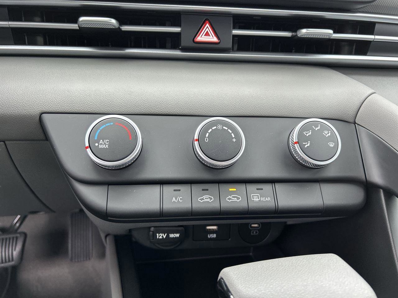 New 2026 Hyundai Elantra SEL Sport image 28