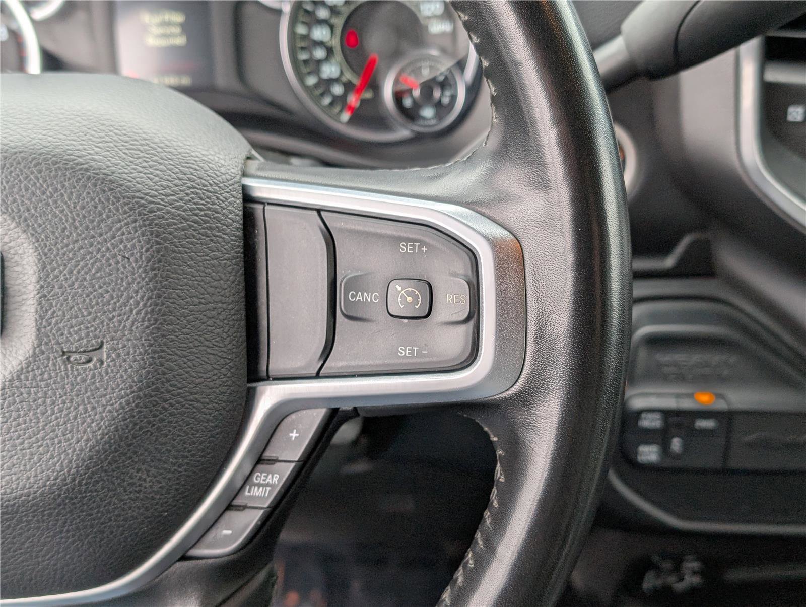 Used 2024 RAM 3500 Big Horn image 23