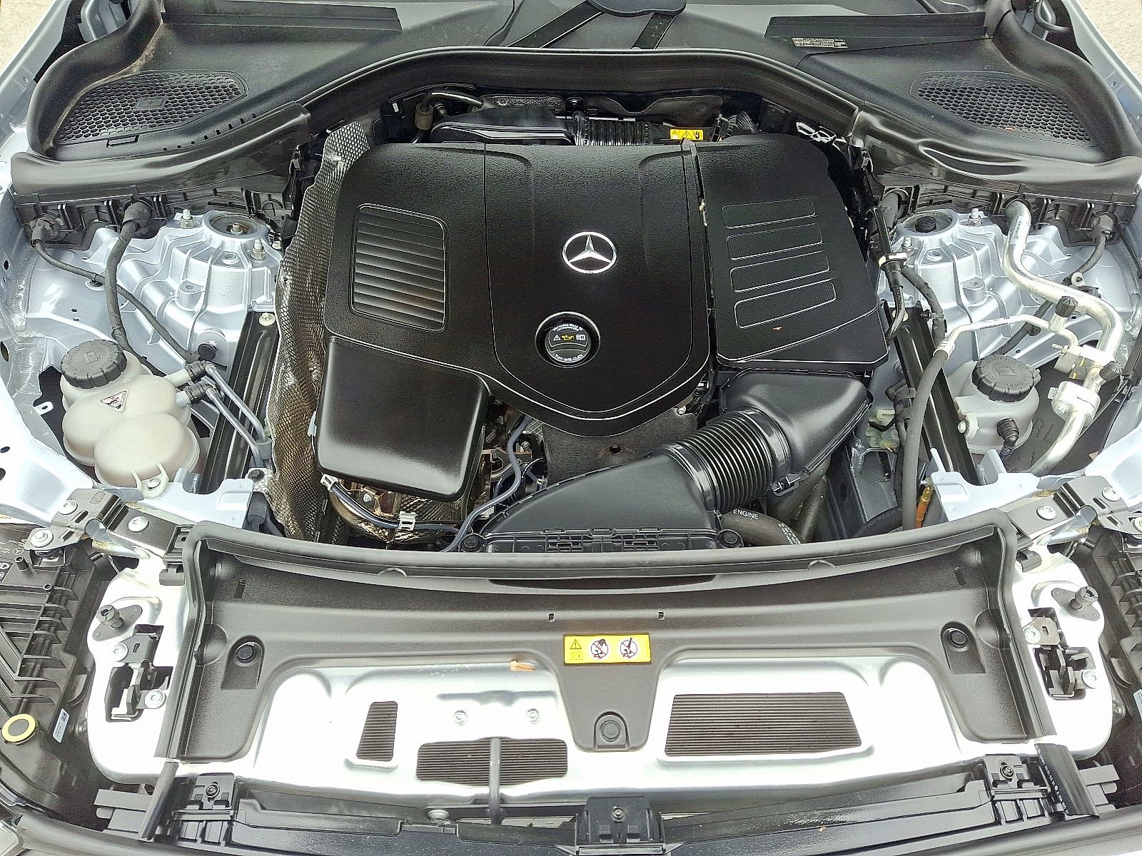 Used 2023 Mercedes-Benz GLC 300 4MATIC image 29