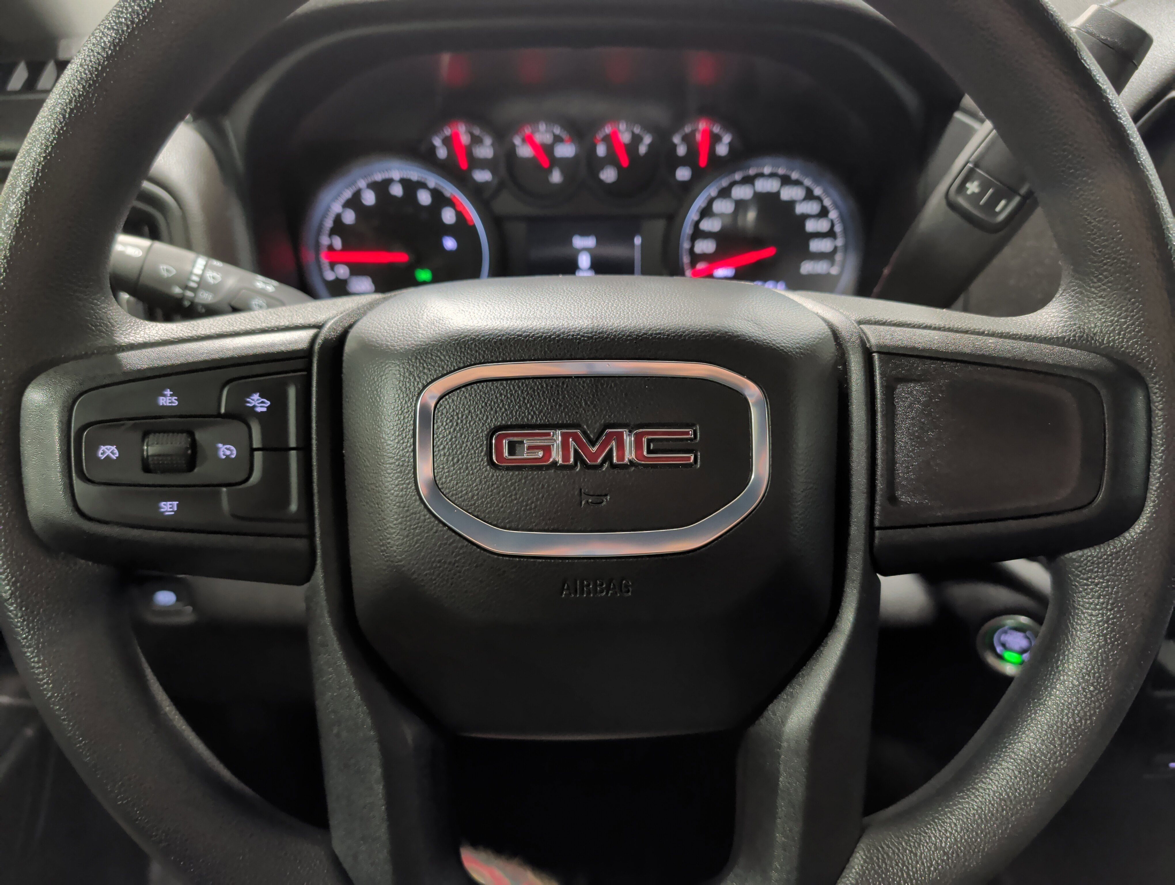 Used 2025 GMC Sierra 3500 Pro AWD/4WD image 10