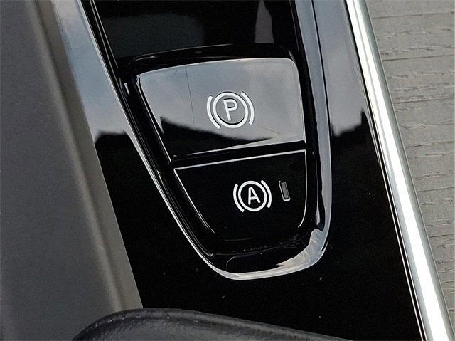 Certified 2025 Volvo XC60 B5 Plus image 20