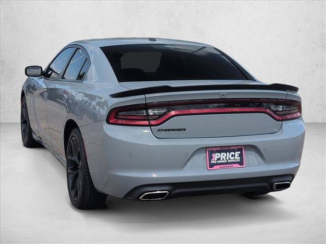 Used 2021 Dodge Charger SXT w/ Blacktop Package RWD image 7