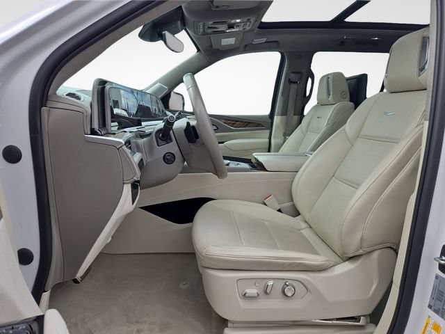 Certified 2023 Cadillac Escalade Premium Luxury Platinum w/ LPO, Radiant Package AWD/4WD image 16