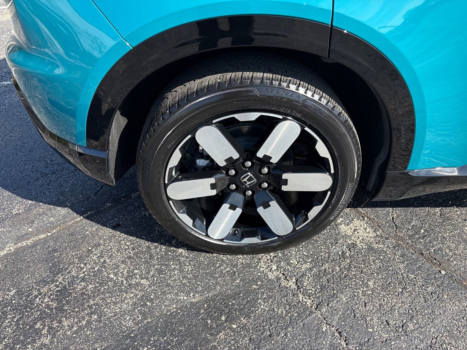 Used 2024 Honda Prologue Elite image 32