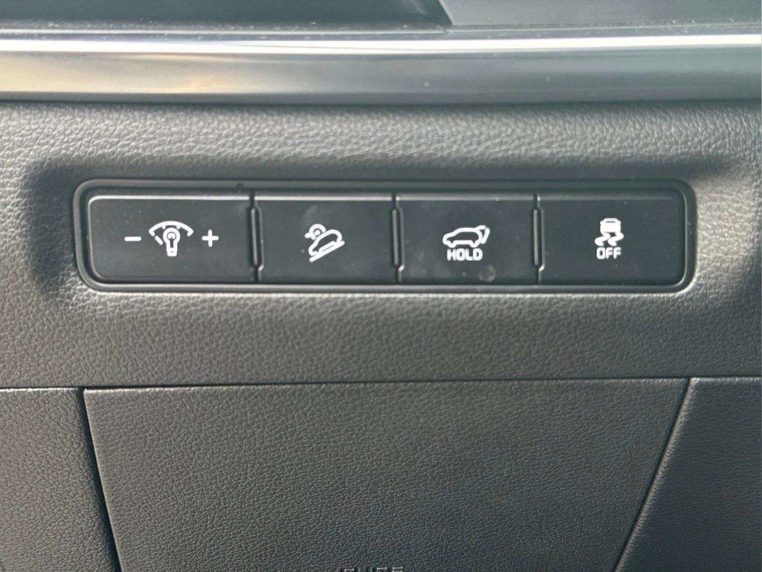 Used 2024 Kia Telluride SX Prestige AWD/4WD image 7