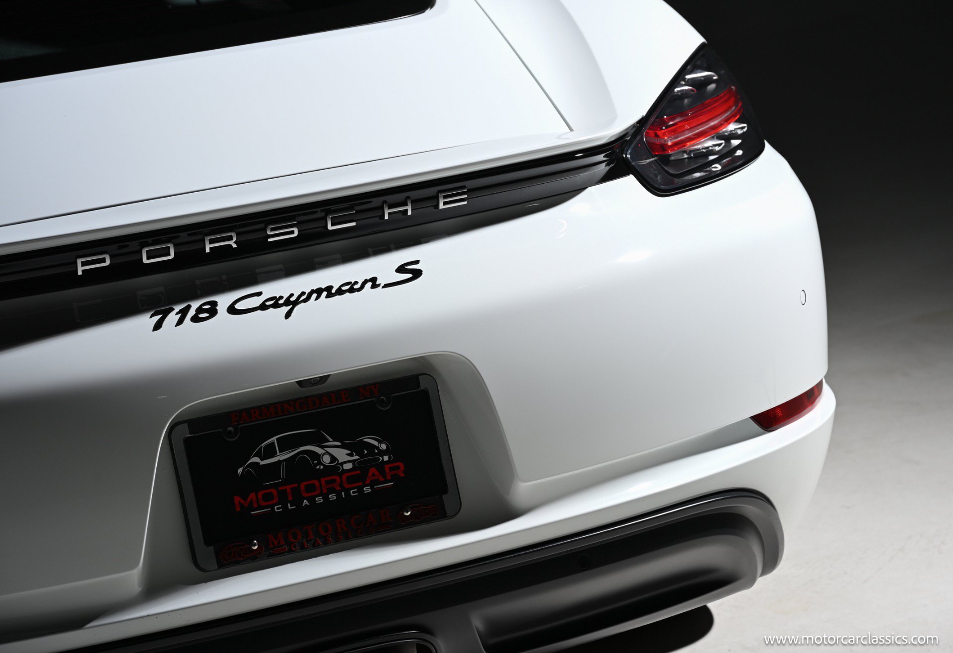 Used 2018 Porsche 718 Cayman S RWD image 17