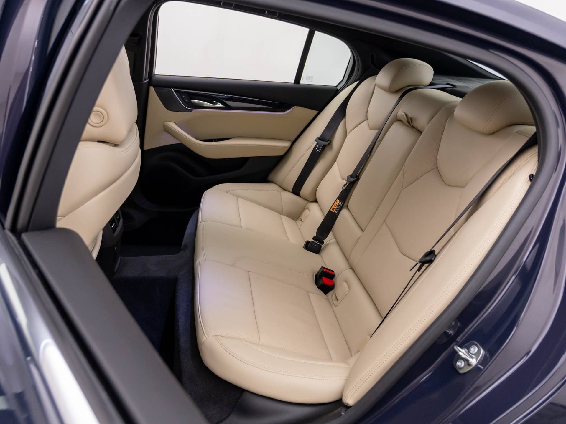 Certified 2026 Cadillac CT5 Premium Luxury w/ LPO, ONYX Package AWD/4WD image 20