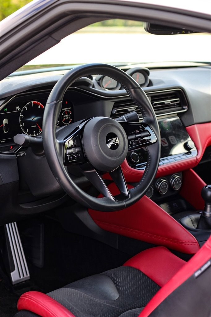 Used 2024 Nissan Z Performance w/ Floor Mat Package image 22