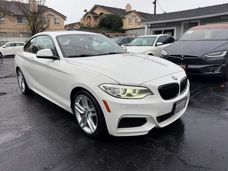 Used 2015 BMW 228i xDrive Coupe AWD/4WD image 3