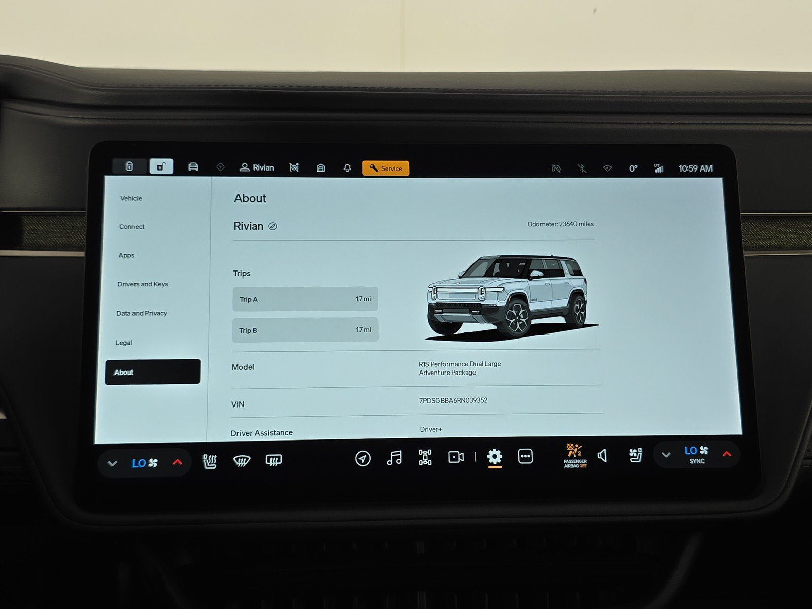 Used 2024 Rivian R1S Adventure AWD/4WD image 28