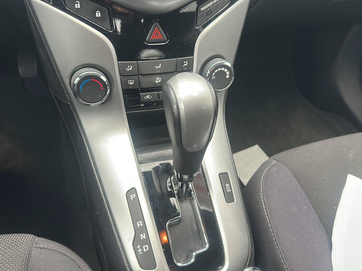 Used 2014 Chevrolet Cruze LT FWD image 12