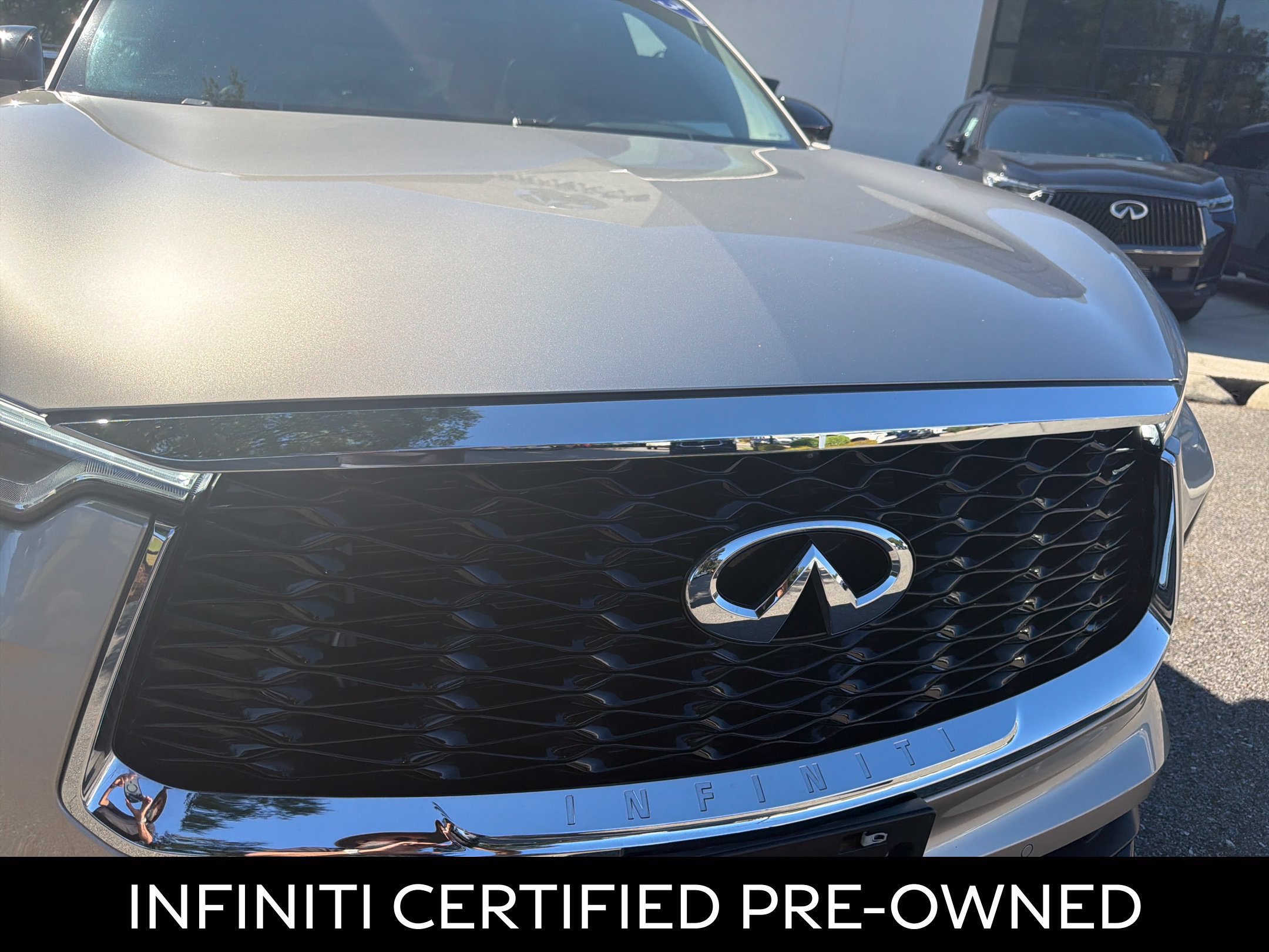 Certified 2023 INFINITI QX60 Luxe w/ Cargo Package AWD/4WD image 15