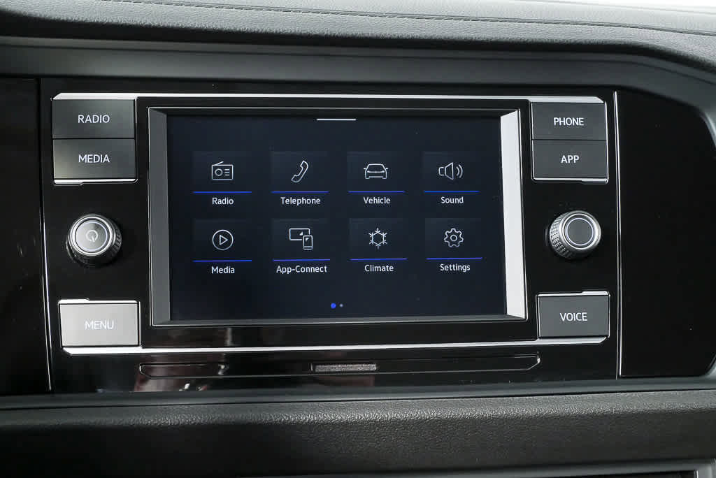 Used 2023 Volkswagen Jetta SE image 16