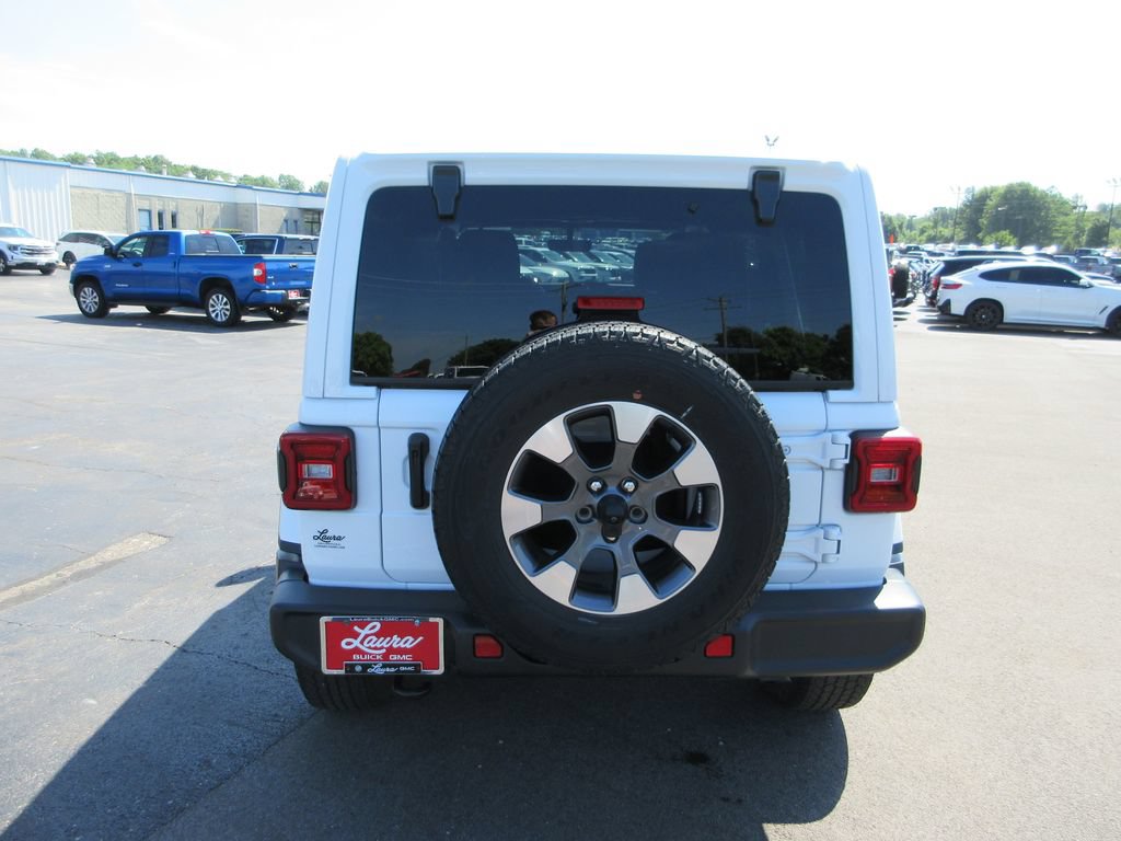 Used 2023 Jeep Wrangler Unlimited Sahara w/ LED Lighting Group AWD/4WD image 6