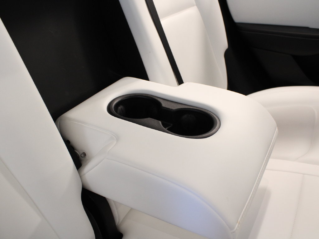 Used 2021 Tesla Model Y Long Range AWD/4WD image 28