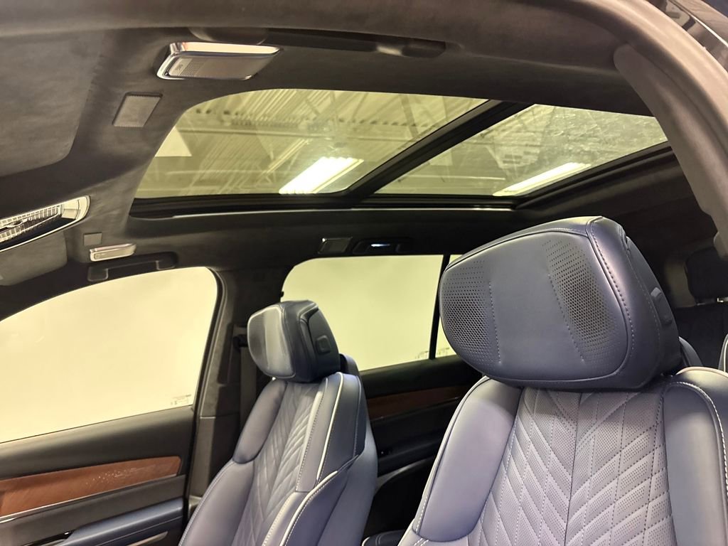 New 2026 Cadillac Vistiq Premium Luxury image 29