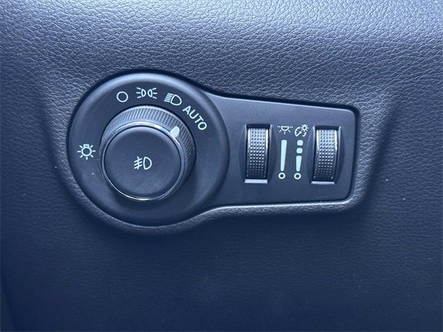 Used 2022 Jeep Compass Trailhawk w/ Sun and Sound Group image 20