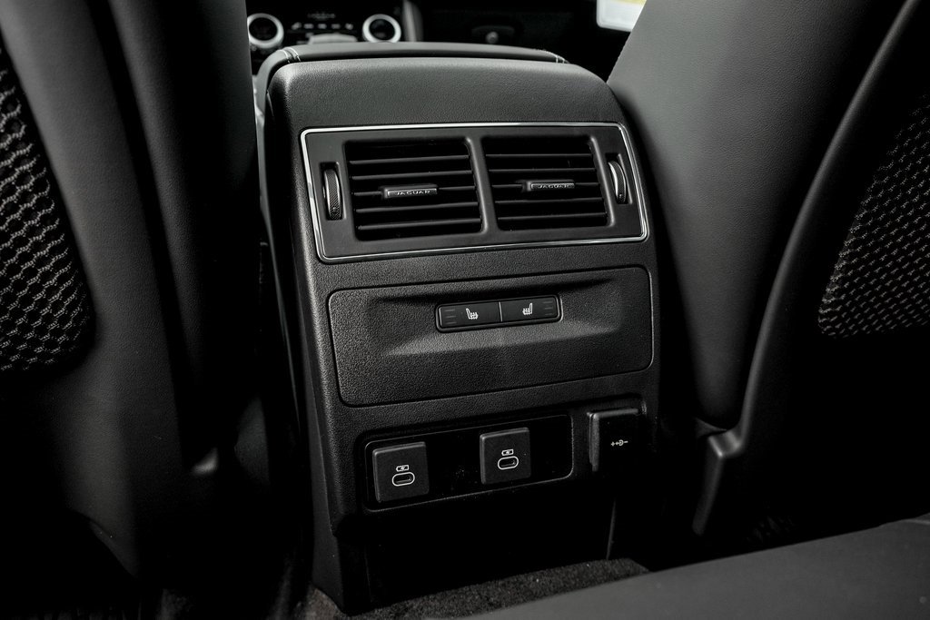 New 2026 Jaguar F-PACE R-Dynamic S image 17