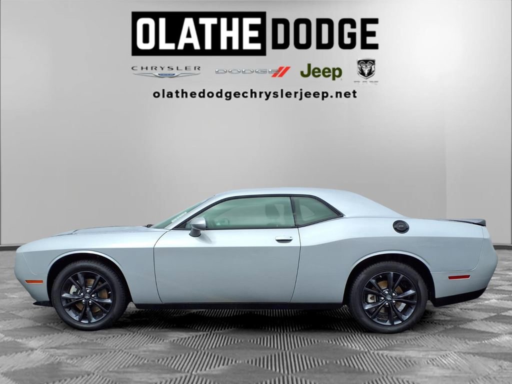 Used 2023 Dodge Challenger SXT w/ Blacktop Package image 19