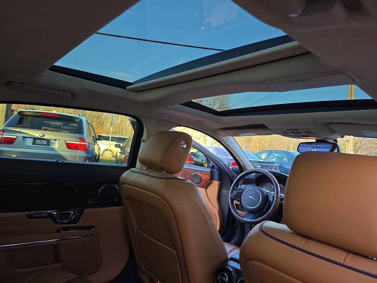 Used 2014 Jaguar XJ L Portfolio image 27