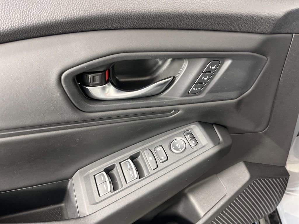 Used 2024 Honda Accord EX-L image 24