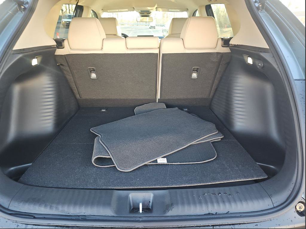 Used 2026 Honda HR-V LX image 11