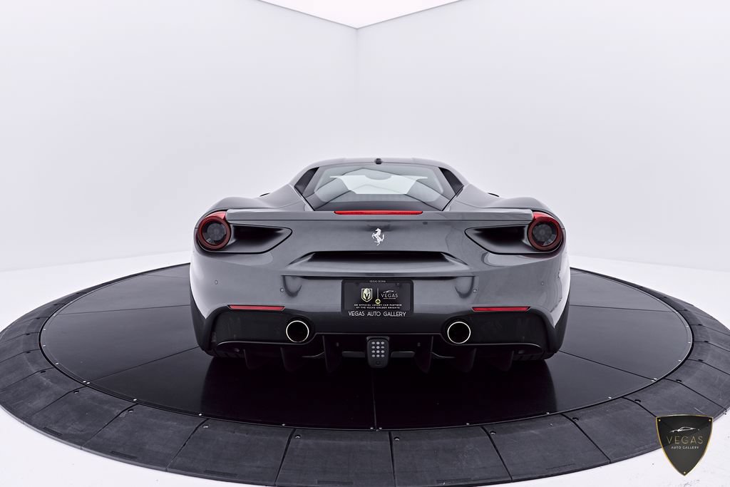 Used 2018 Ferrari 488 GTB RWD image 19