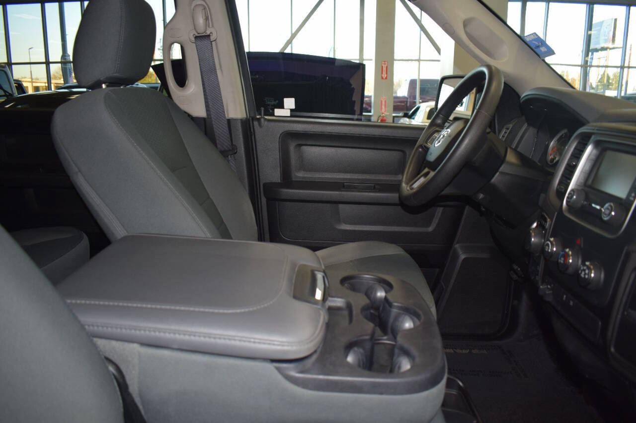 Used 2016 RAM 1500 Tradesman w/ Popular Equipment Group image 28