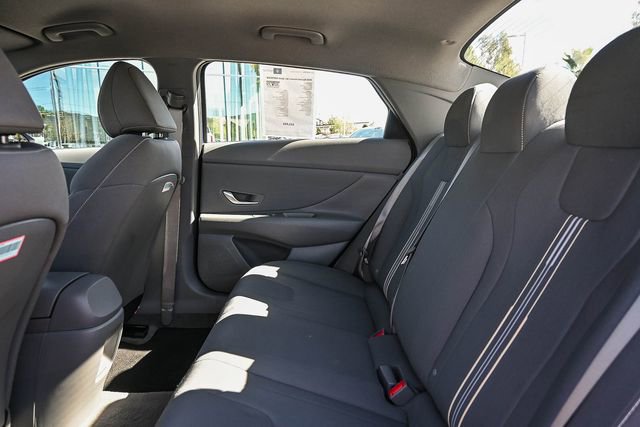 Certified 2025 Hyundai Elantra Sport w/ Cargo Package image 15