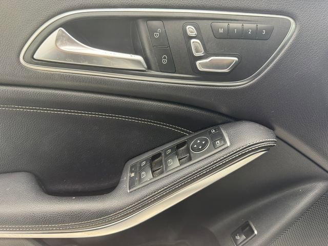 Used 2018 Mercedes-Benz CLA 250 image 33
